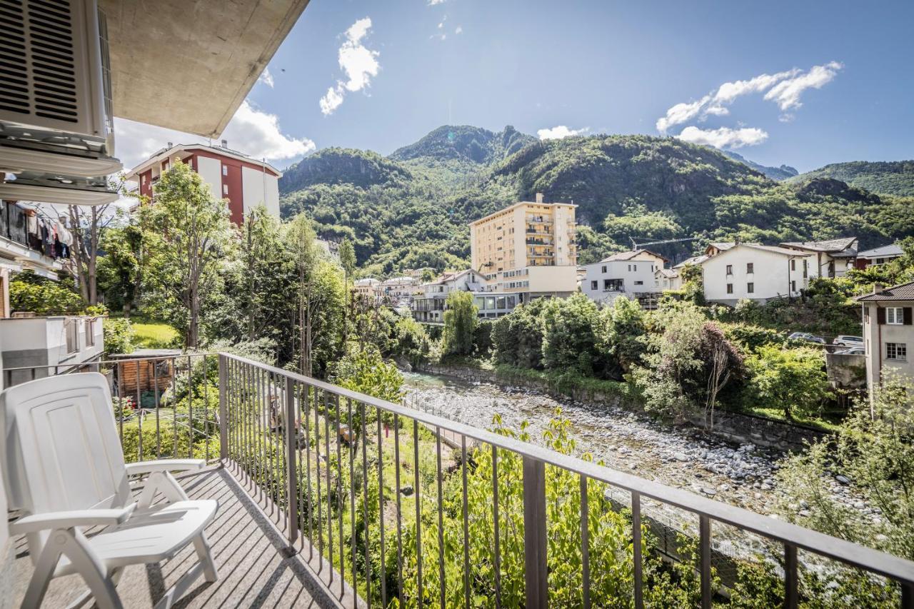 La Casa Sul Fiume Aparthotel Chiavenna Εξωτερικό φωτογραφία