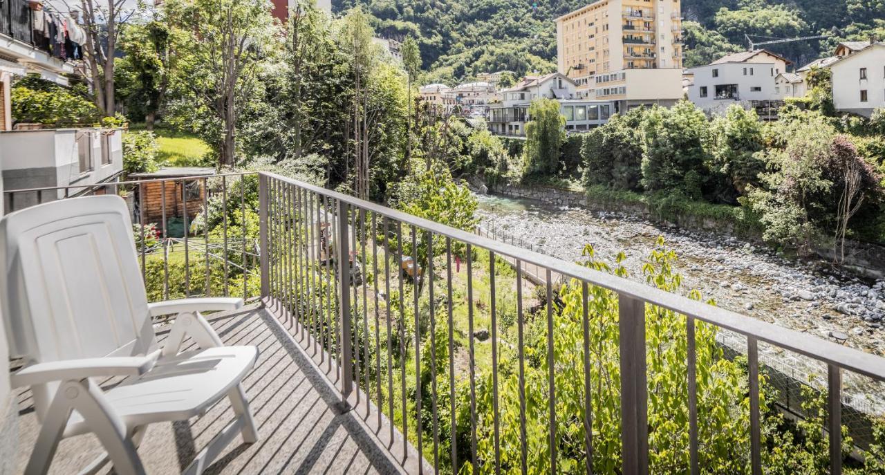 La Casa Sul Fiume Aparthotel Chiavenna Εξωτερικό φωτογραφία
